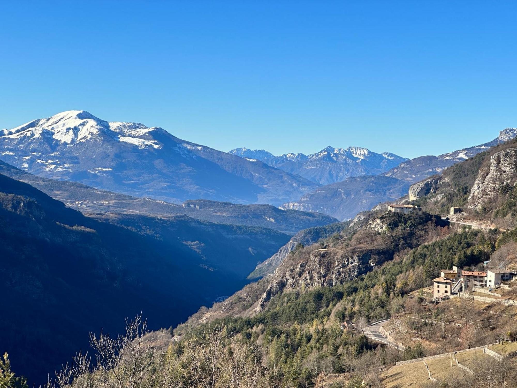 Cielo E Terra Chalet Zencheri Con Vista Panoramica Piazza  Luaran gambar